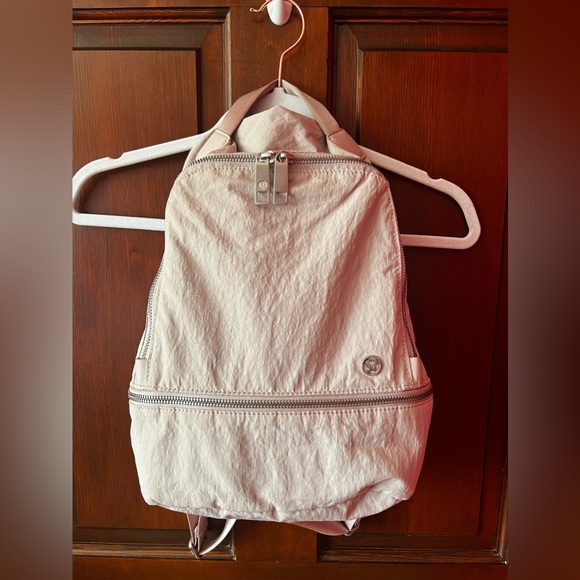 Lululemon mini backpack in excellent condition. - Picture 1 of 4